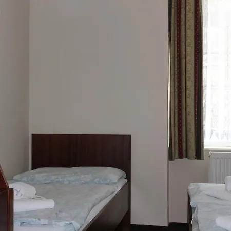 U Ceske Koruny 3* 프라하